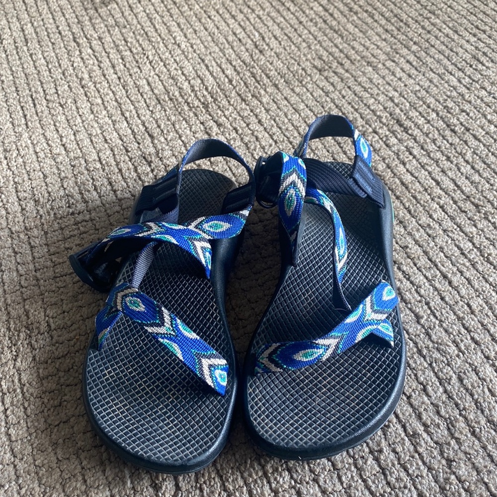 Chacos 9 1/2